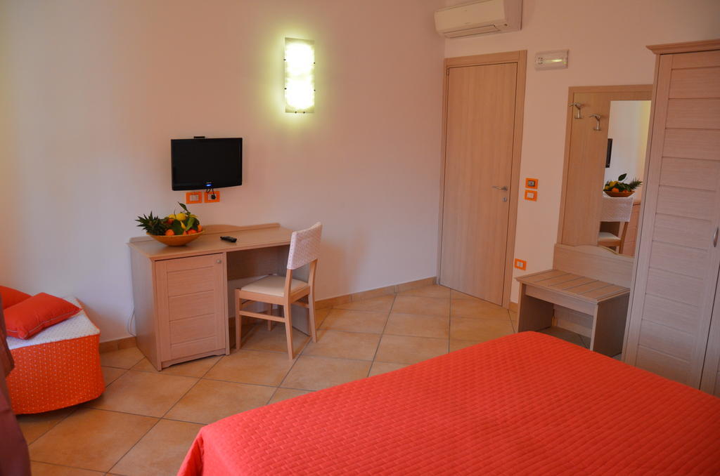 Pinguino B&B Скала Номер фото